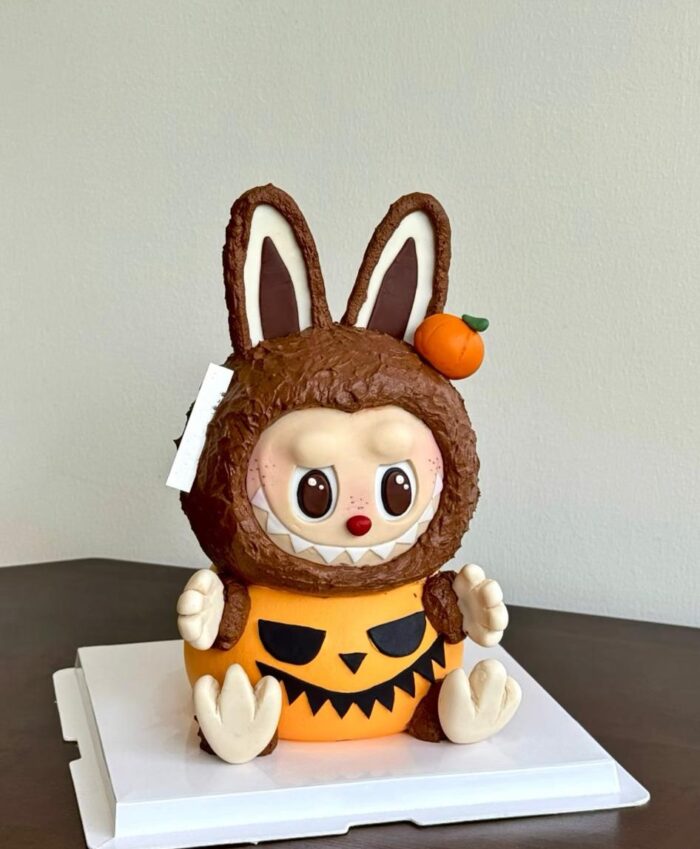 Labubu Monster Cake