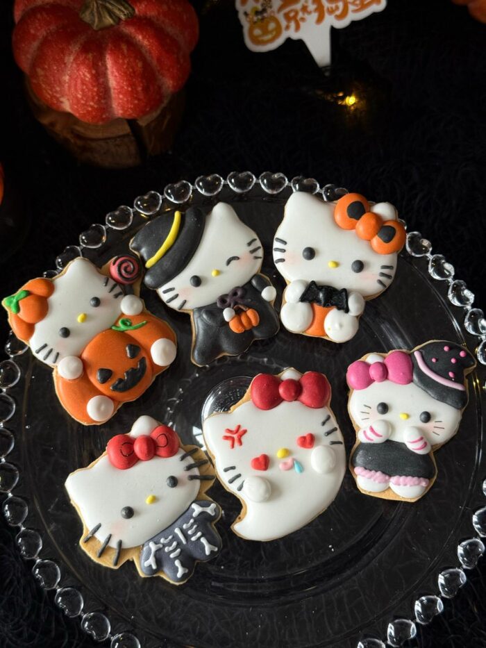 Hello Kitty's Biscuits